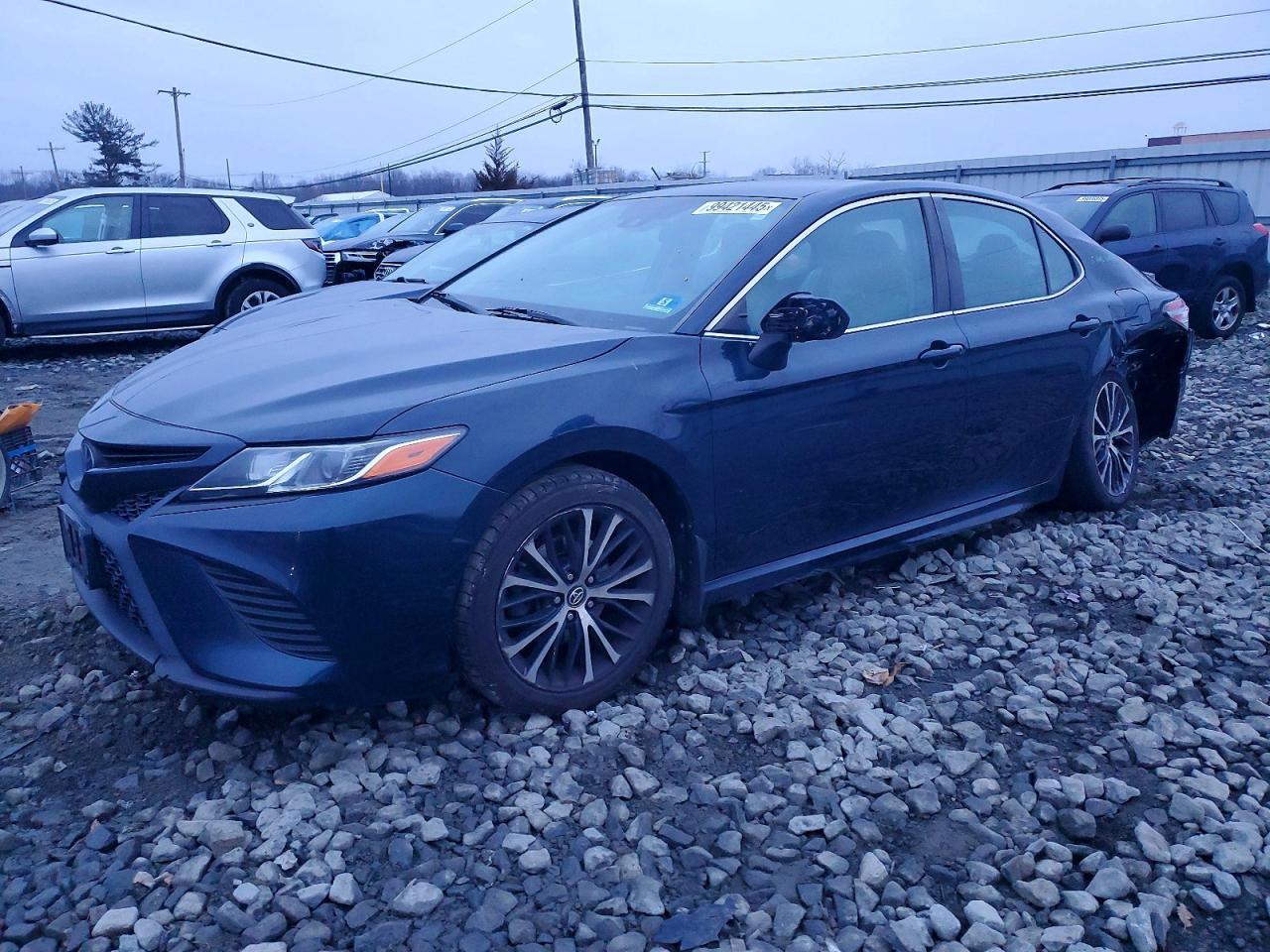 2020 Toyota Camry Se