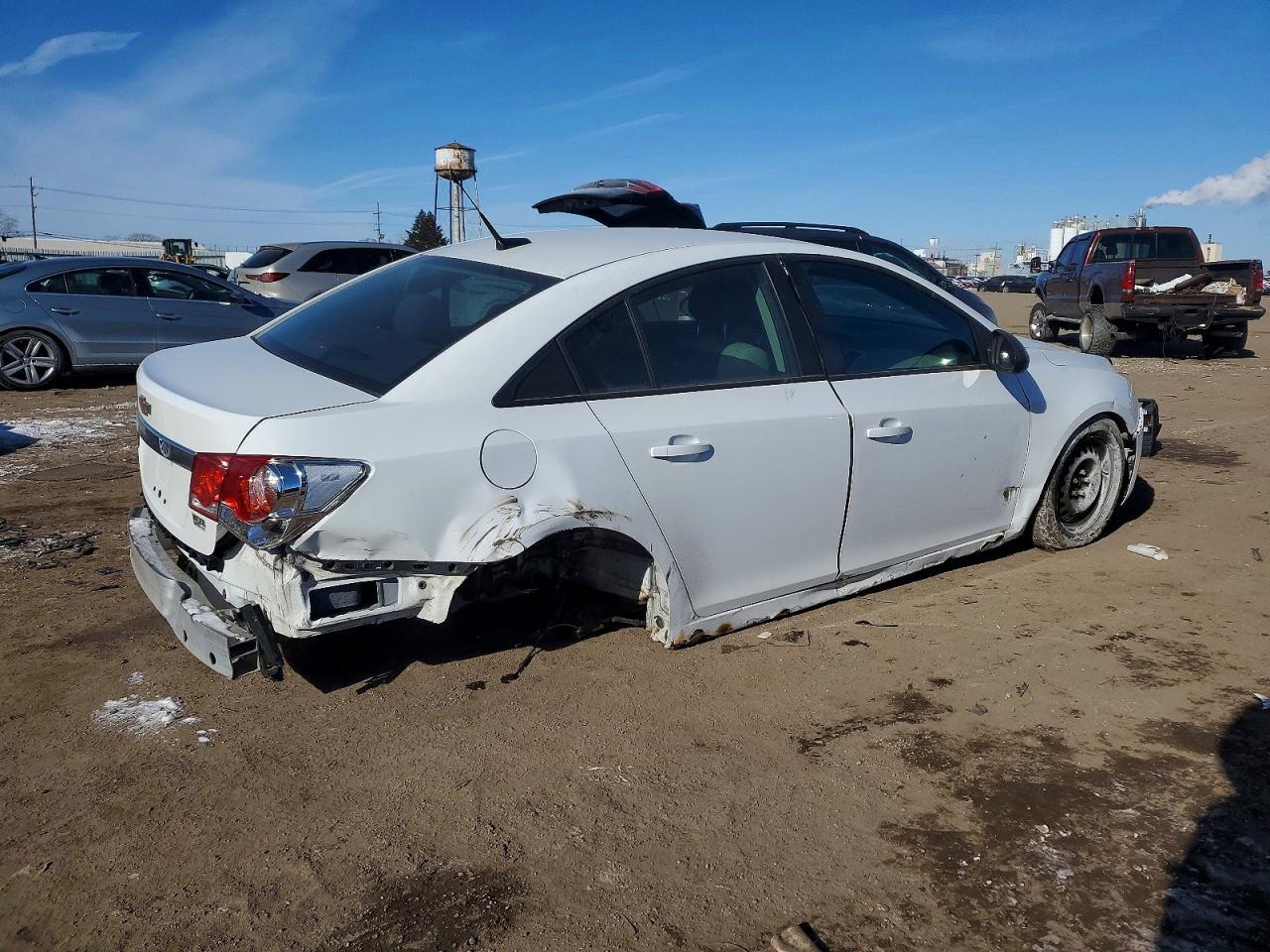 2013 Chevrolet Cruze Ls - Фото 3