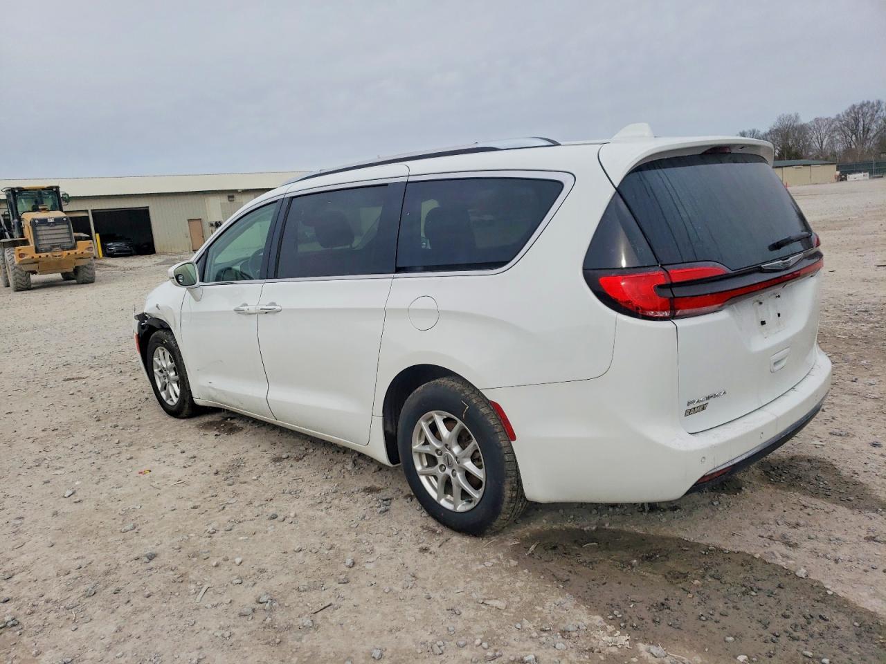 2021 Chrysler Pacifica Touring L - Фото 2