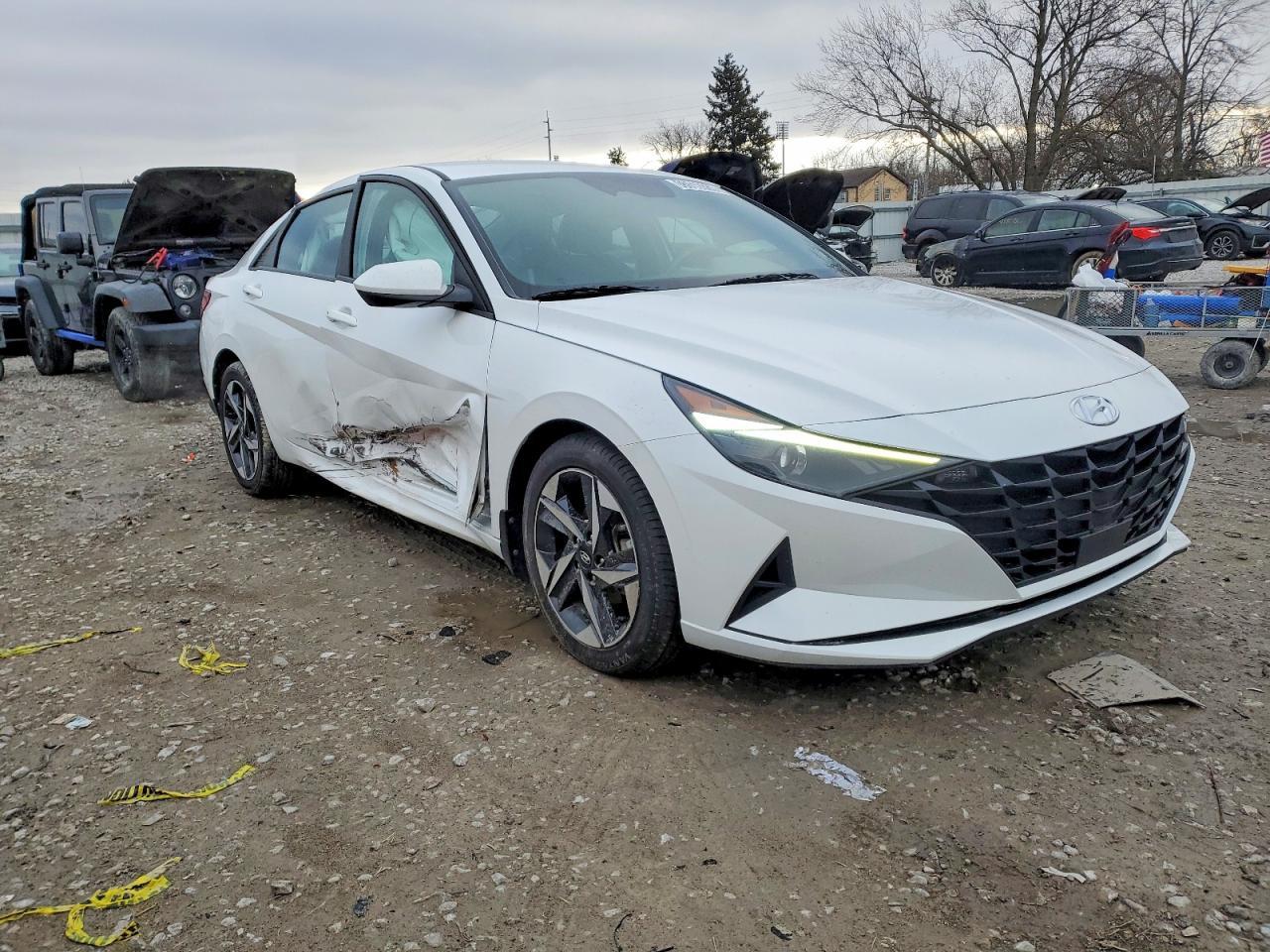 2023 Hyundai Elantra Sel - Фото 4