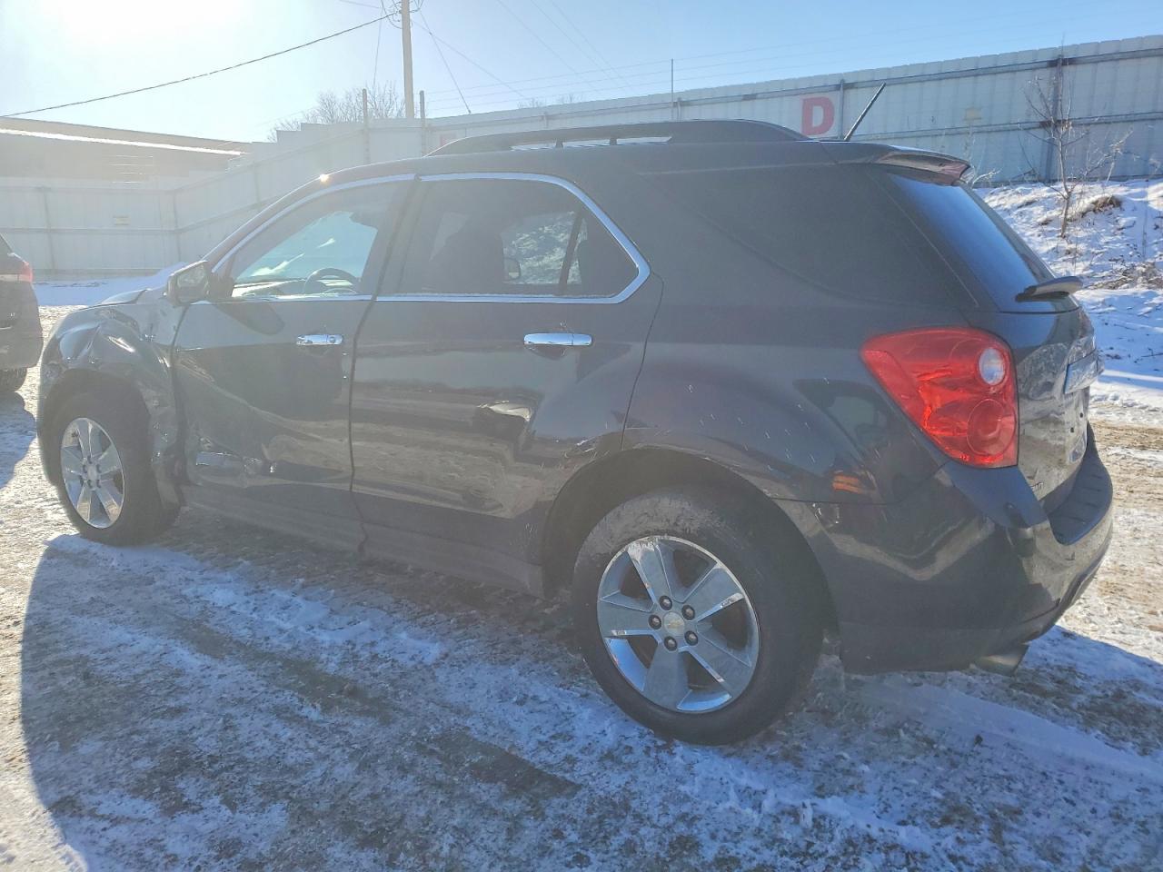2015 Chevrolet Equinox Lt - Image 2