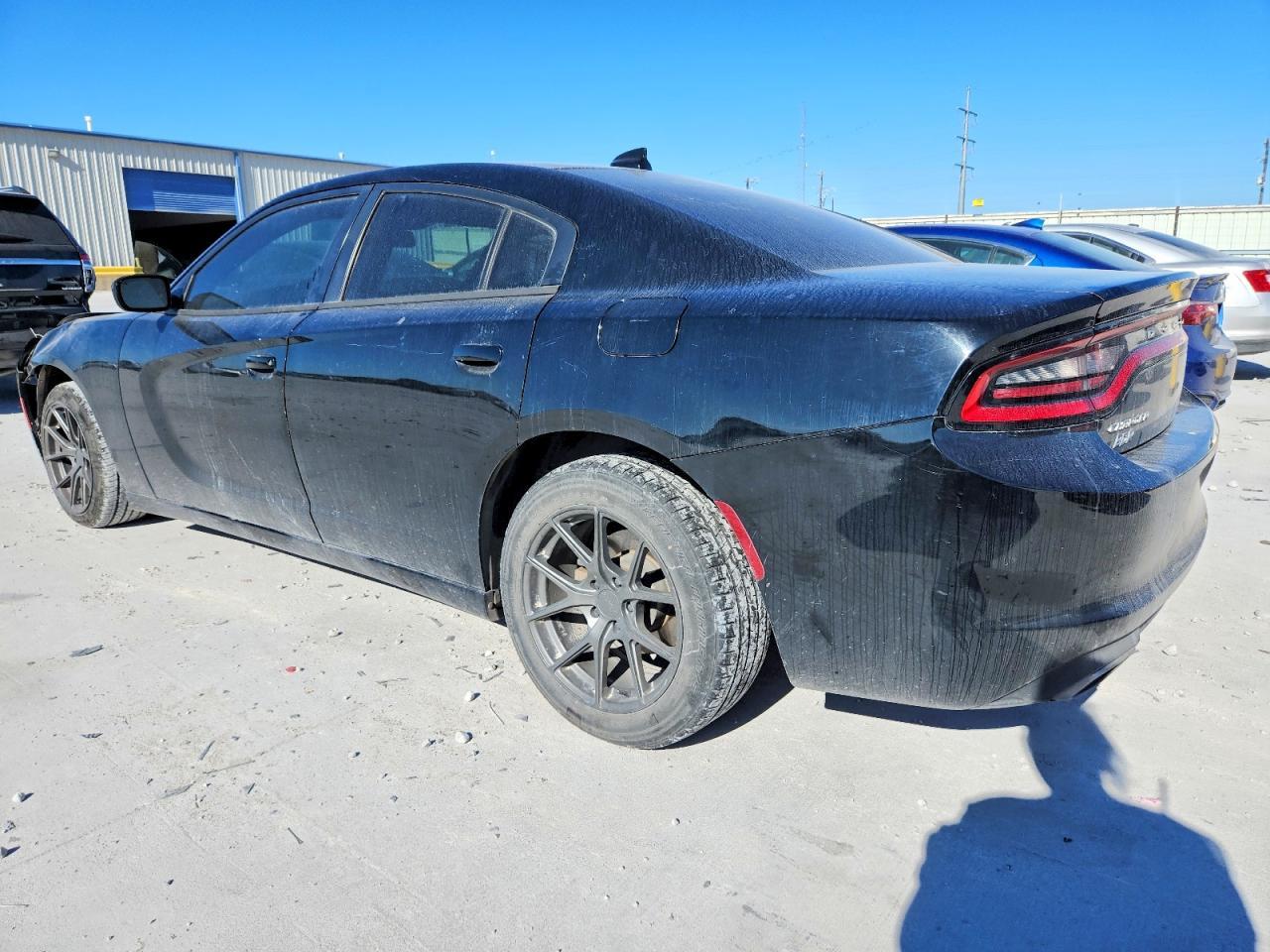 2017 Dodge Charger Sxt - Image 2