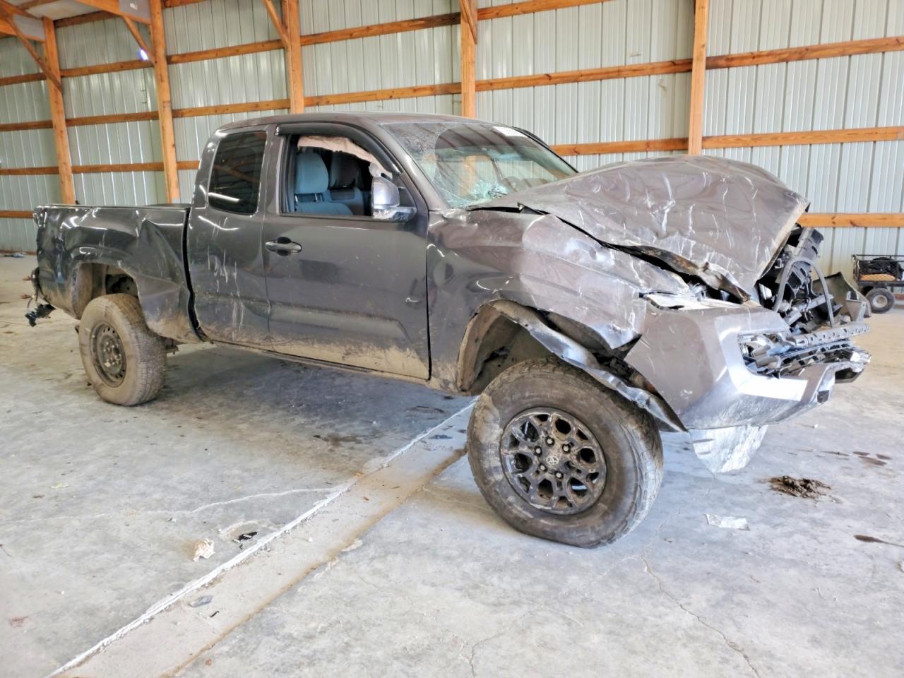 2016 Toyota Tacoma Access Cab - Фото 4