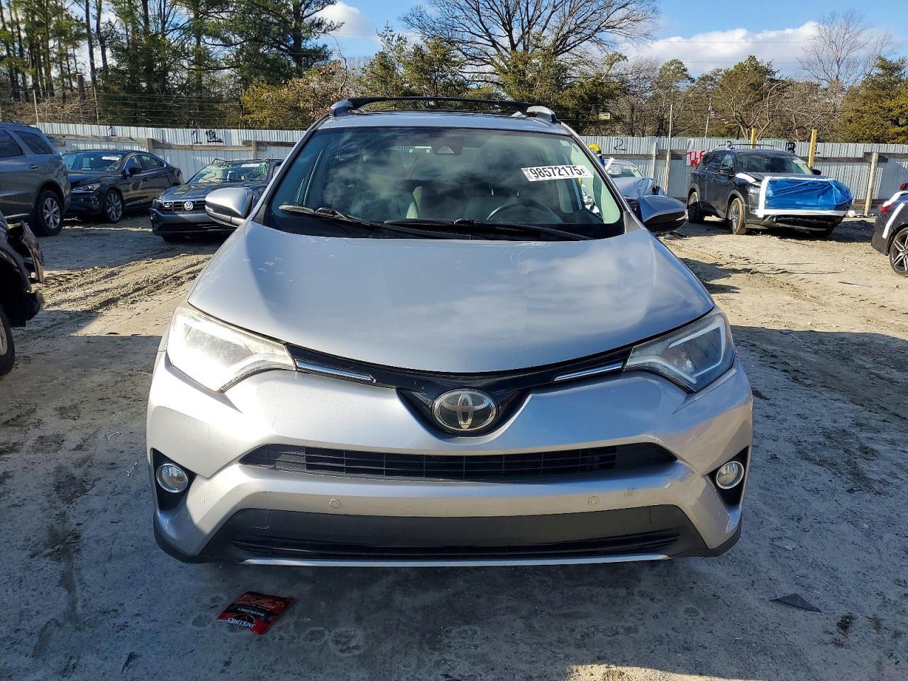 2016 Toyota Rav4 Xle - Image 5