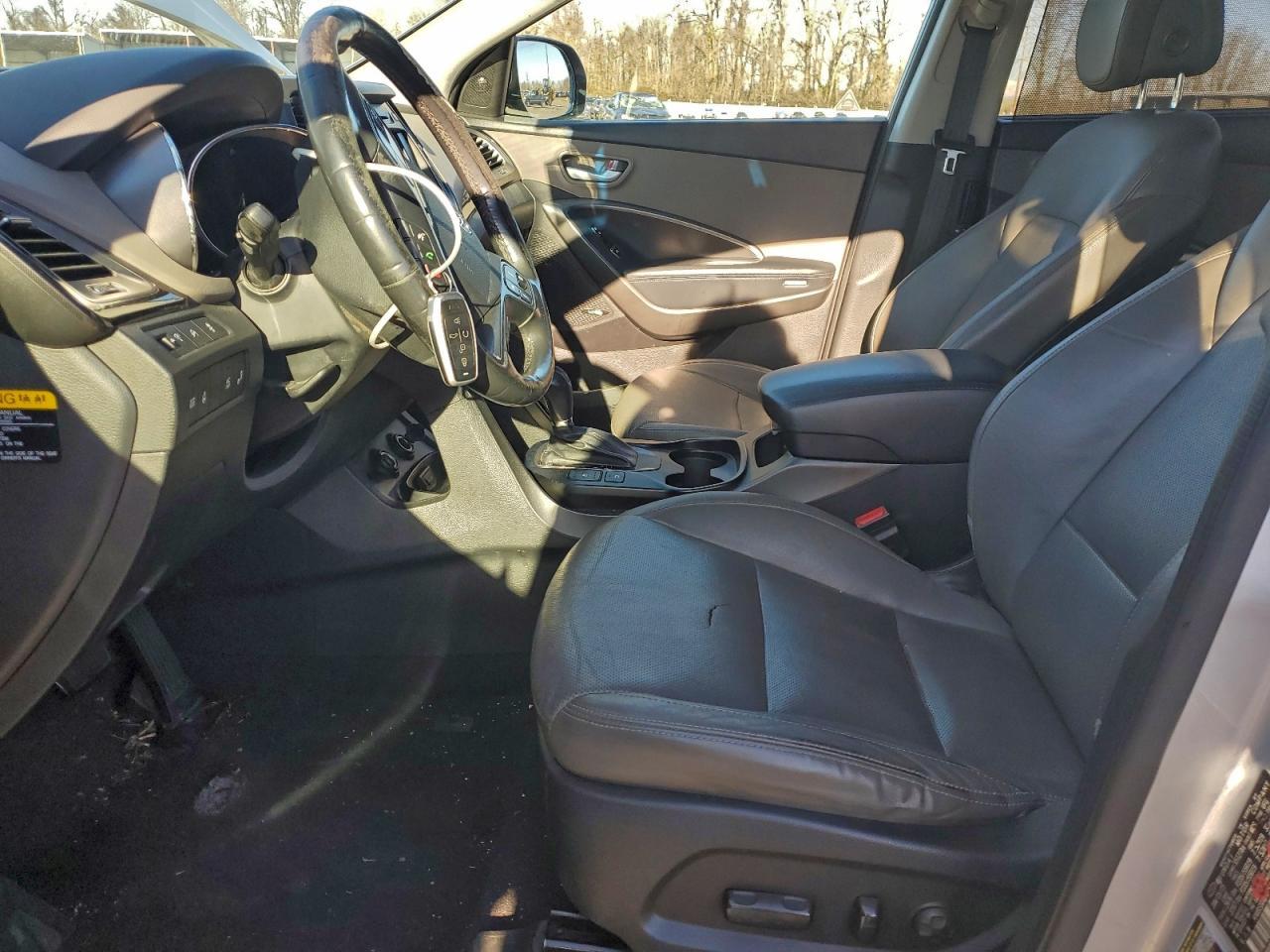 2015 Hyundai Santa Fe Gls - Image 7