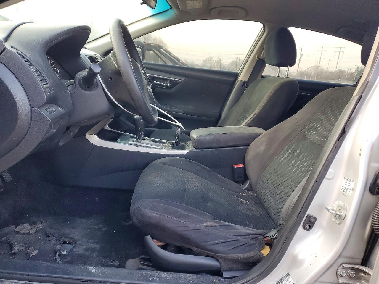 2014 Nissan Altima 2.5 - Image 7