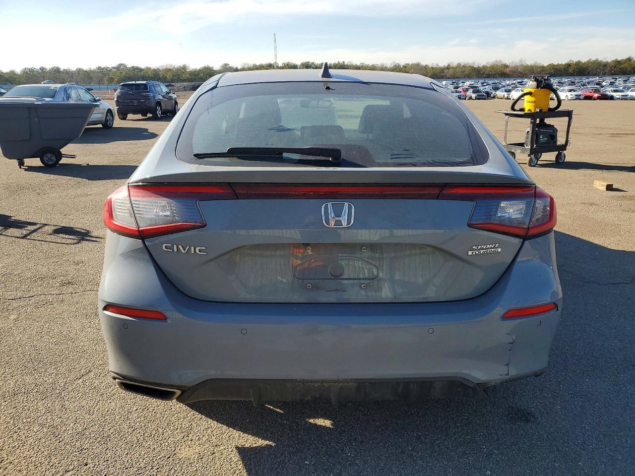 2023 Honda Civic Sport Touring - Фото 6