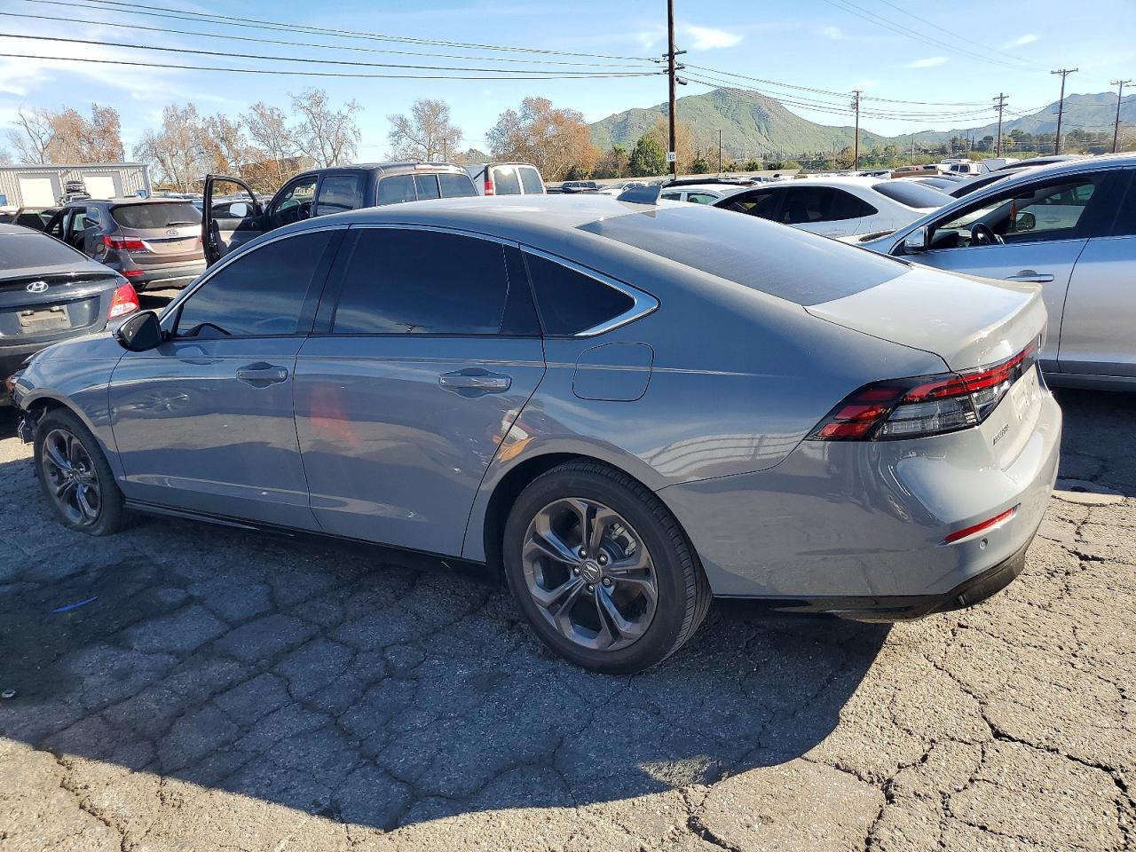 2024 Honda Accord Hybrid Exl - Фото 2