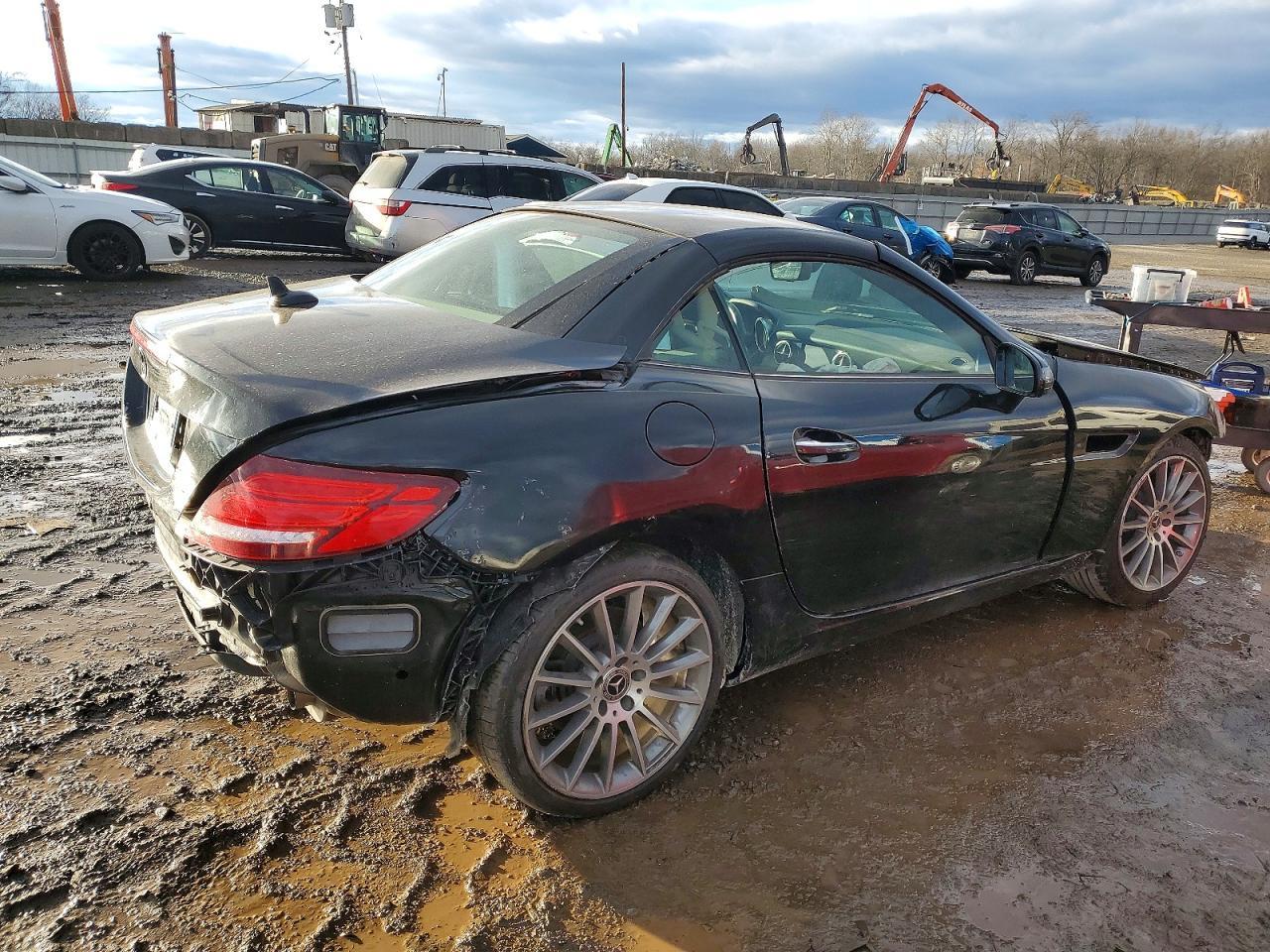 2018 Mercedes-Benz Slc 300 - Фото 3
