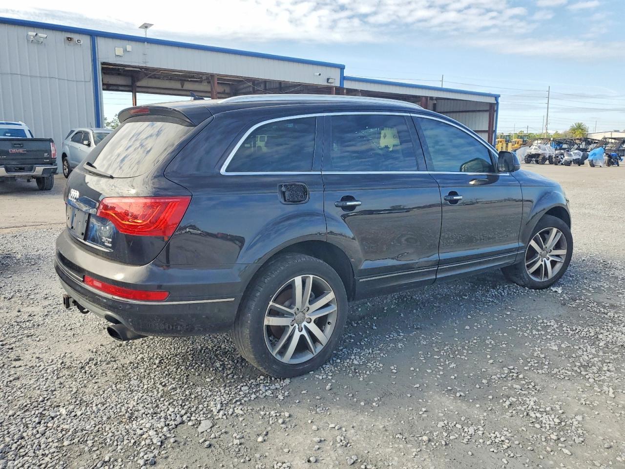 2015 Audi Q7 Premium Plus - Фото 3