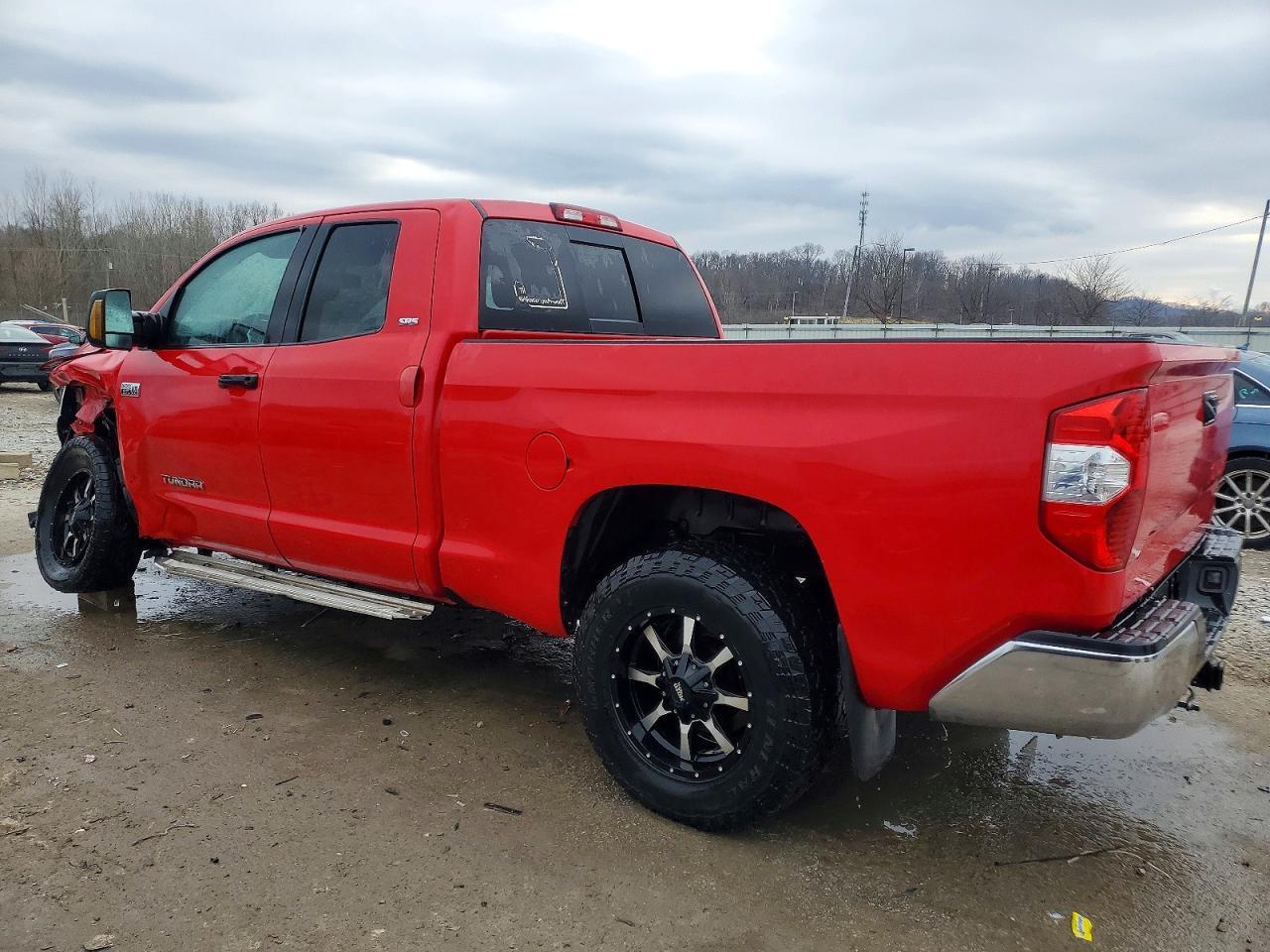 2016 Toyota Tundra Double Cab Sr - Фото 2