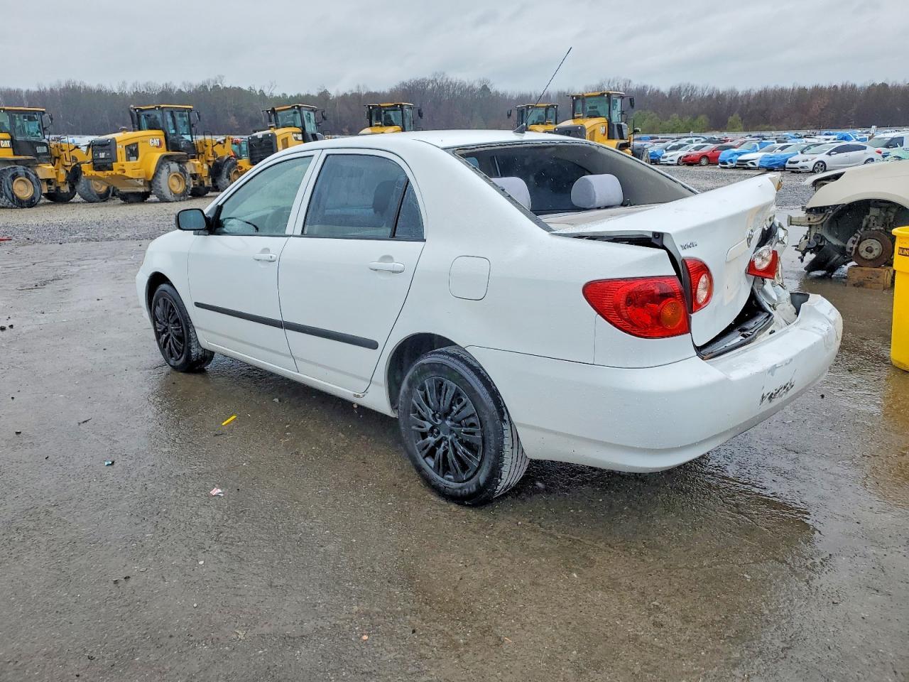 2004 Toyota Corolla Ce - Фото 2