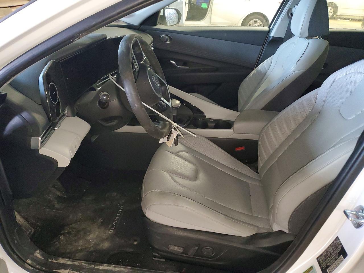 2025 Hyundai Elantra Limited - Фото 7