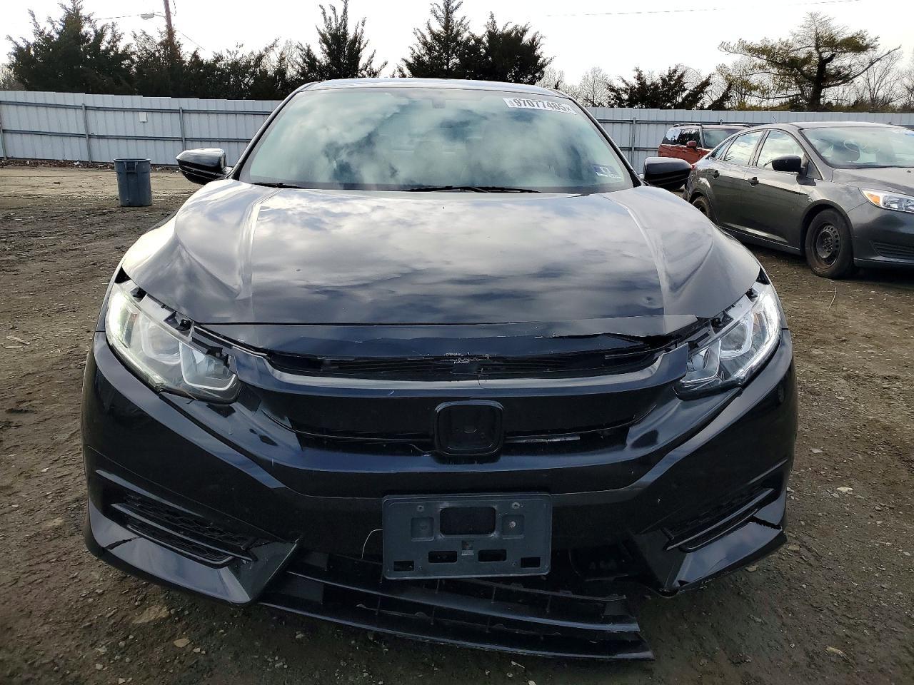 2017 Honda Civic Lx - Image 5