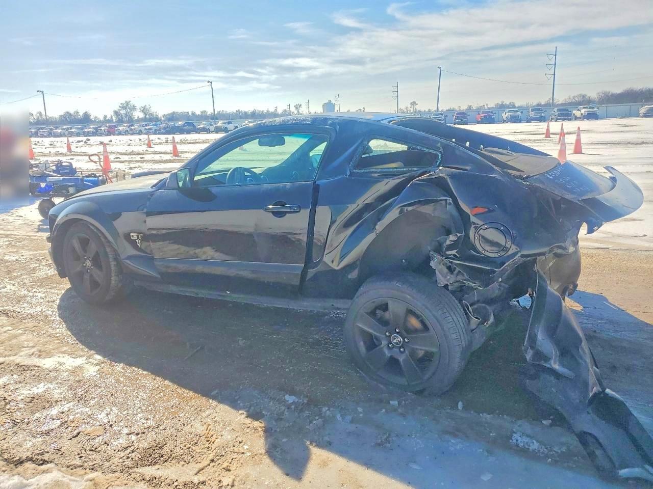 2007 Ford Mustang Gt - Фото 2