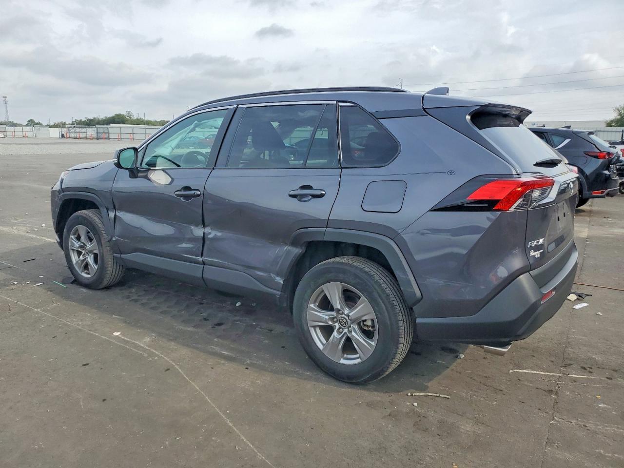 2022 Toyota Rav4 Xle - Фото 2