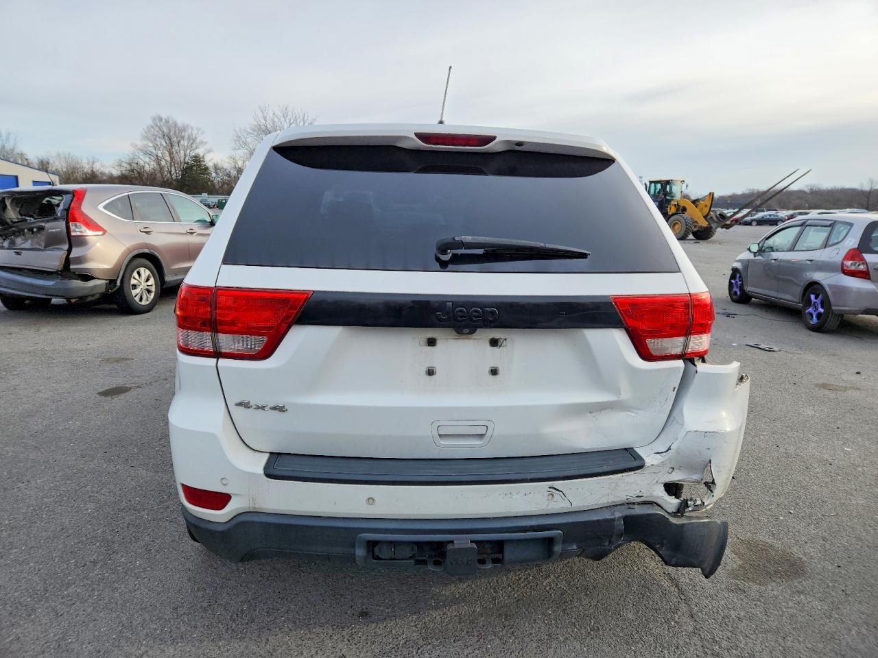 2013 Jeep Grand Cherokee Laredo - Image 6