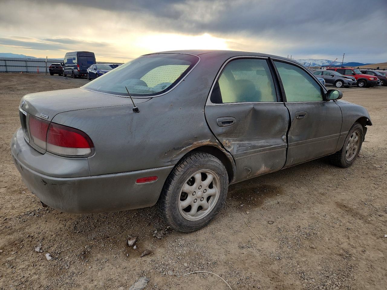 1997 Mazda 626 Es - Фото 3