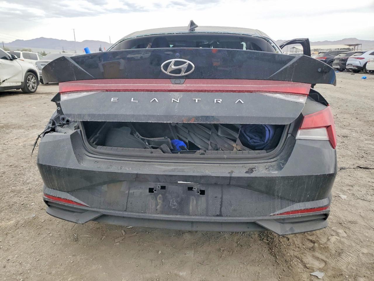 2023 Hyundai Elantra Sel - Фото 6