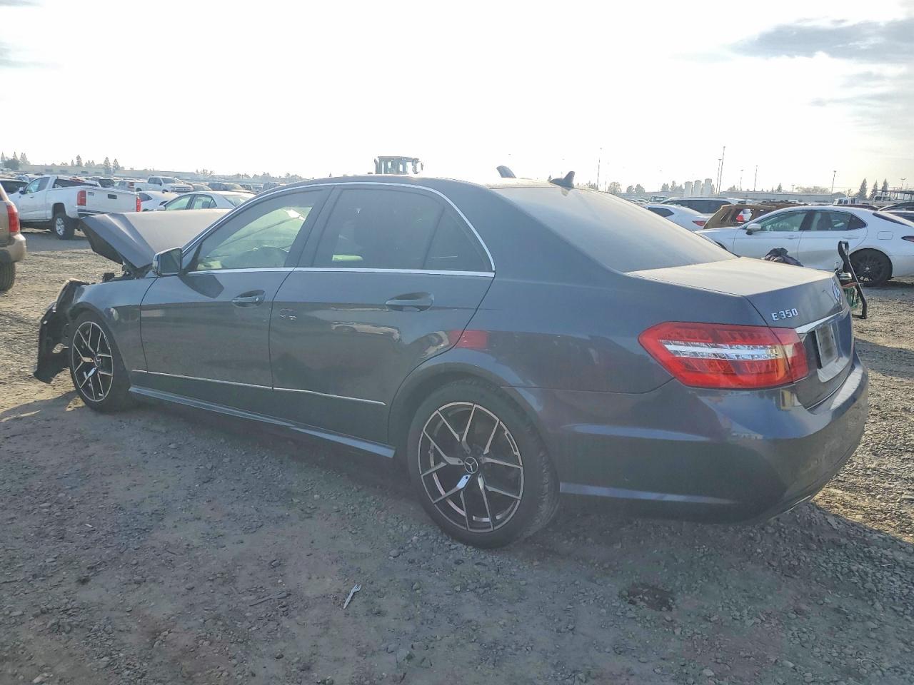 2011 Mercedes-Benz E 350 - Фото 2