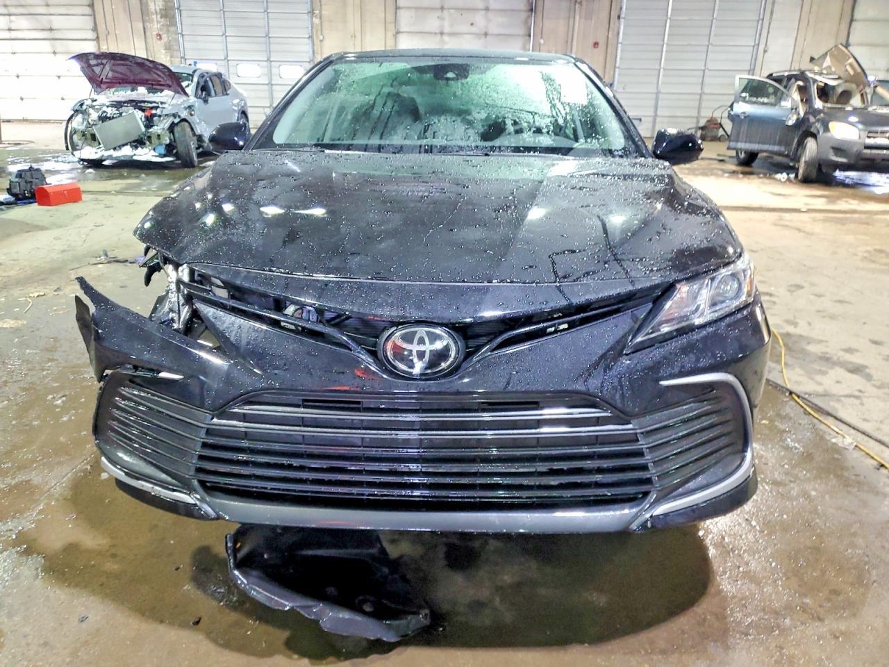 2024 Toyota Camry Le - Image 5