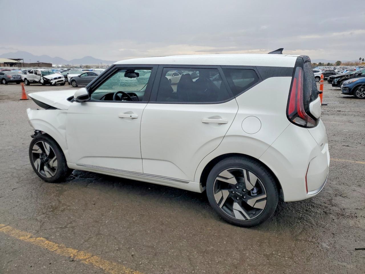 2025 Kia Soul Gt-Line - Фото 2
