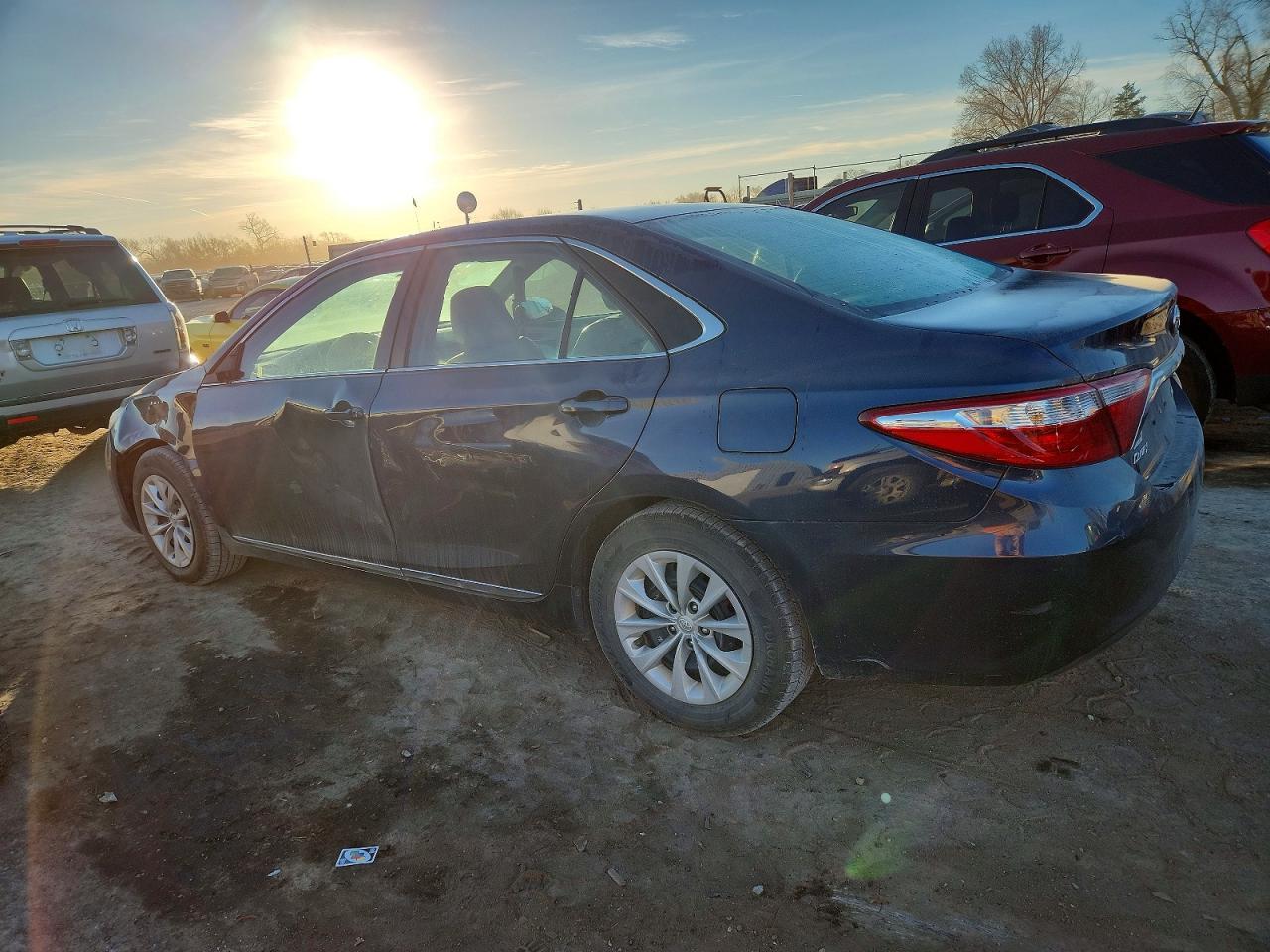 2016 Toyota Camry Le - Image 2