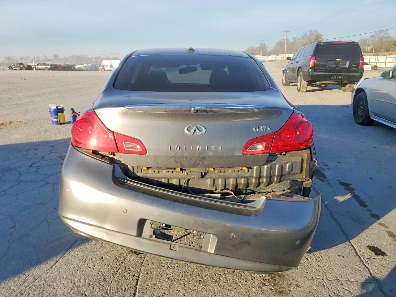 2010 Infiniti G37 - Image 6