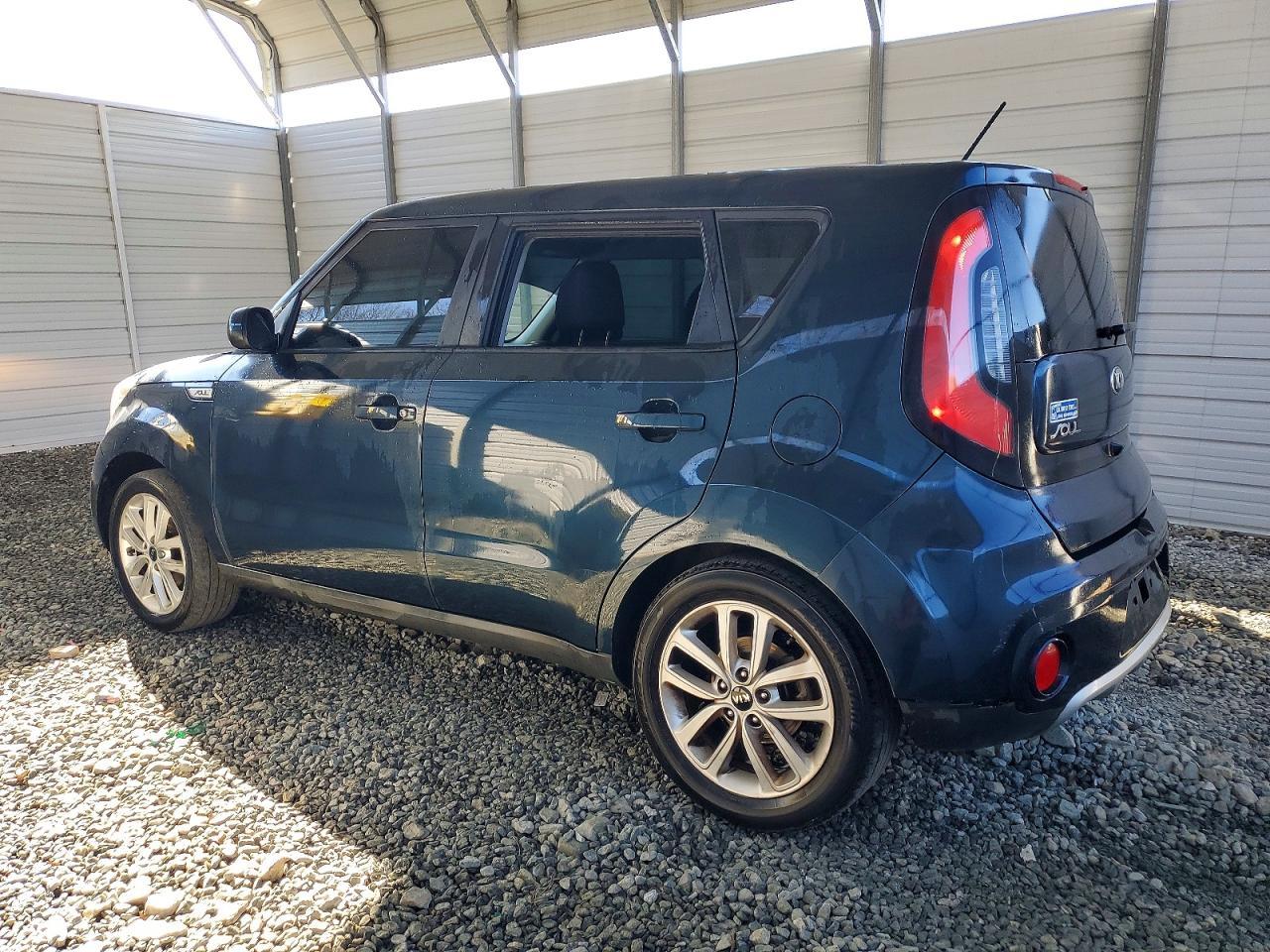 2017 Kia Soul + - Image 2