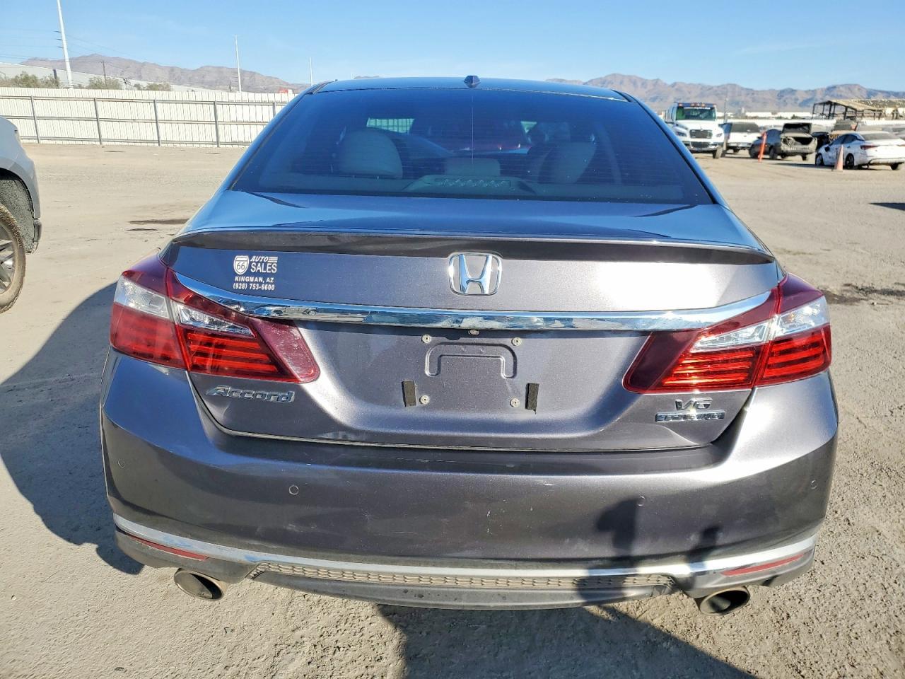 2017 Honda Accord Touring - Фото 6