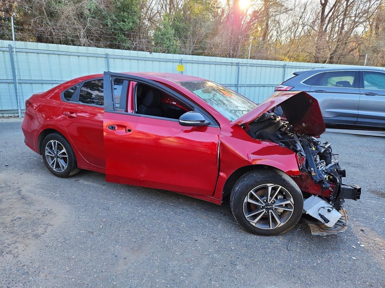 2024 Kia Forte Lx - Фото 4