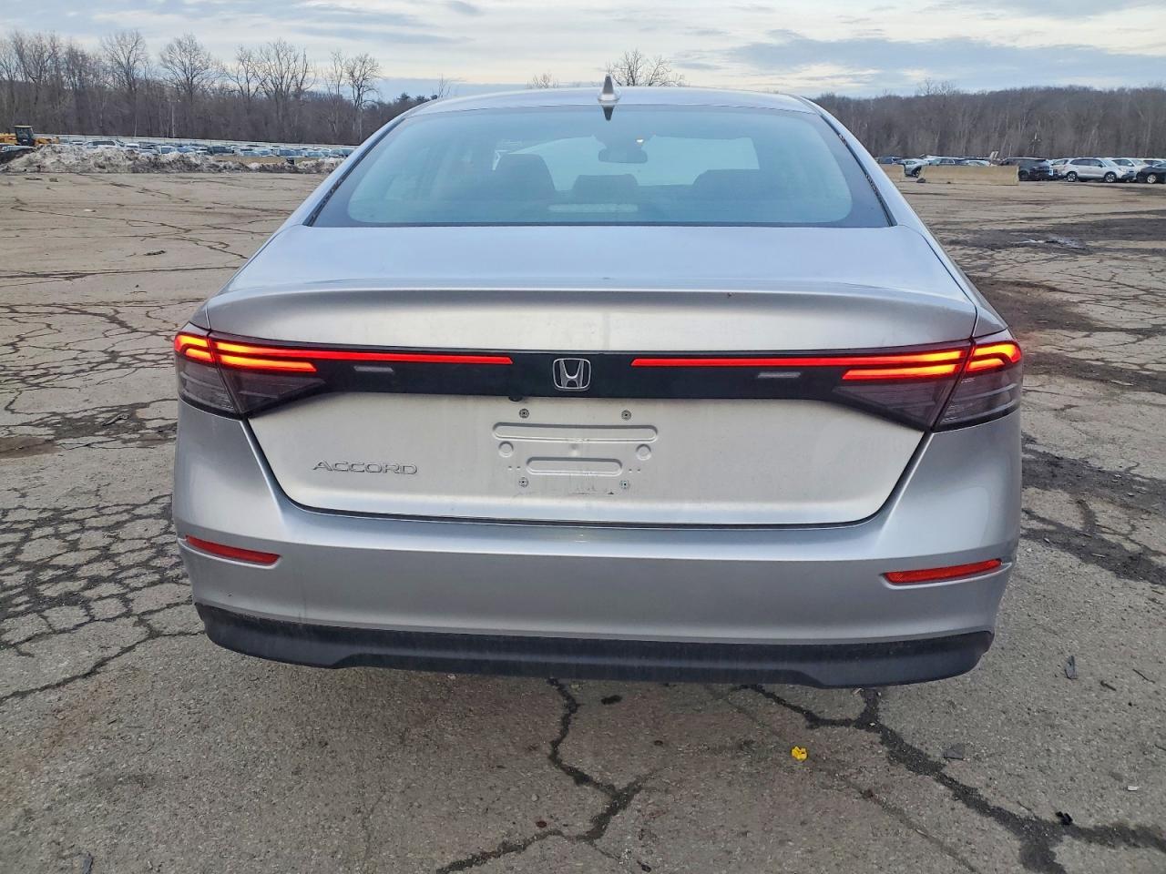 2025 Honda Accord Lx - Фото 6