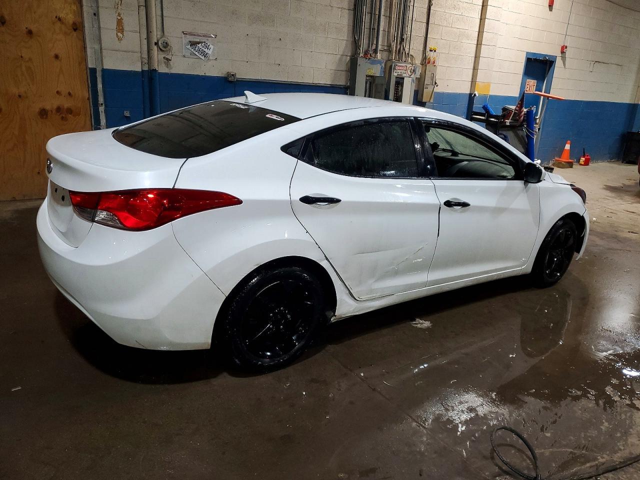 2013 Hyundai Elantra Gls - Image 3