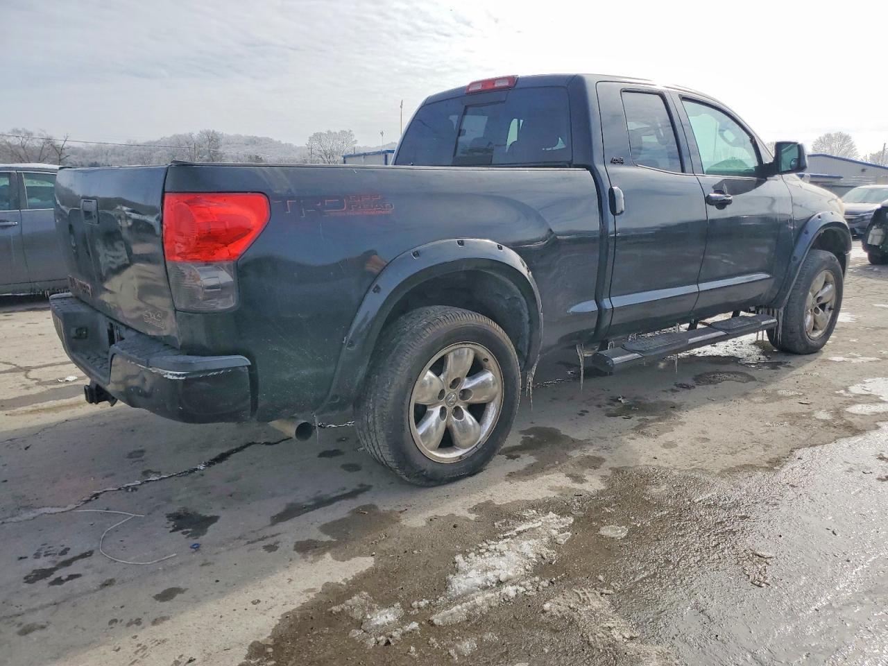 2011 Toyota Tundra Double Cab Sr5 - Фото 3