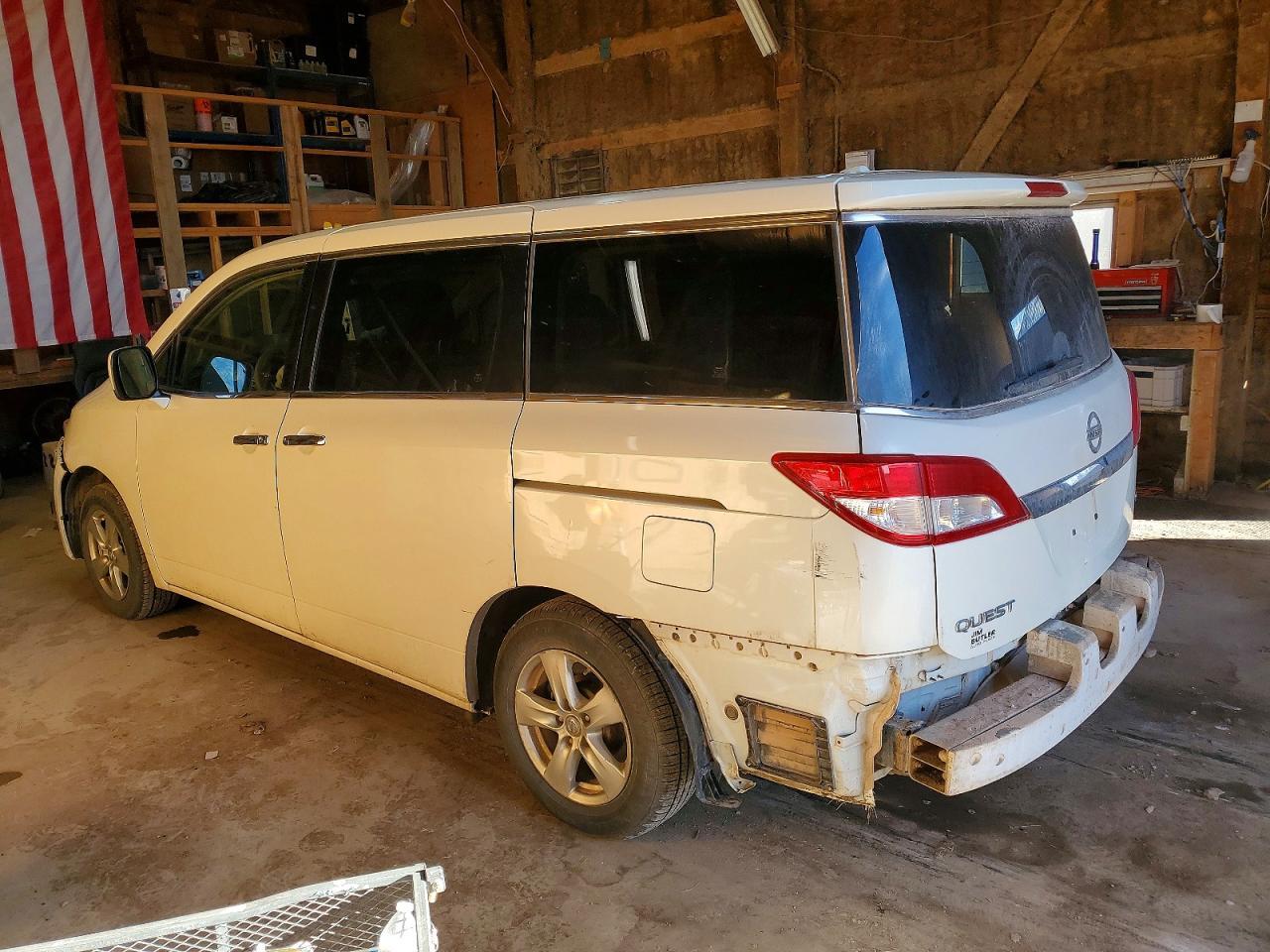 2013 Nissan Quest S - Фото 2
