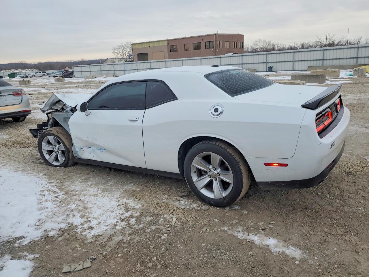 2023 Dodge Challenger Sxt - Image 2