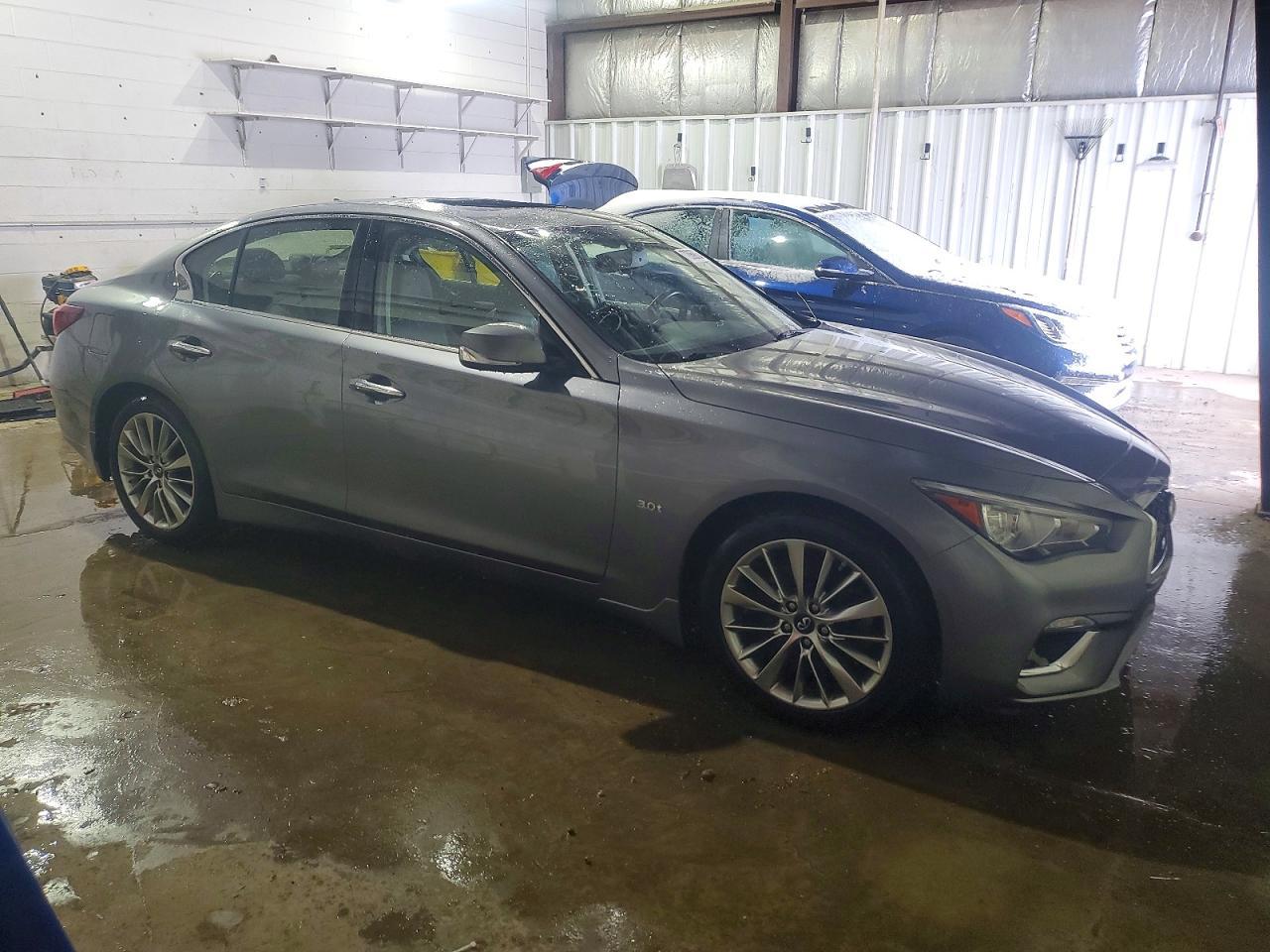 2018 Infiniti Q50 Luxe - Фото 4