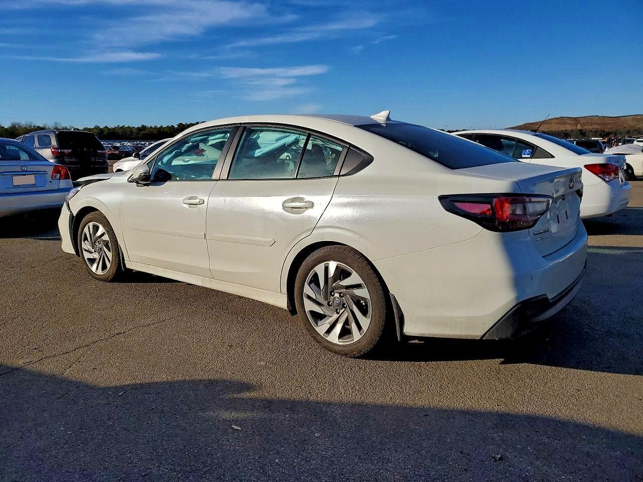 2024 Subaru Legacy Limited - Фото 2