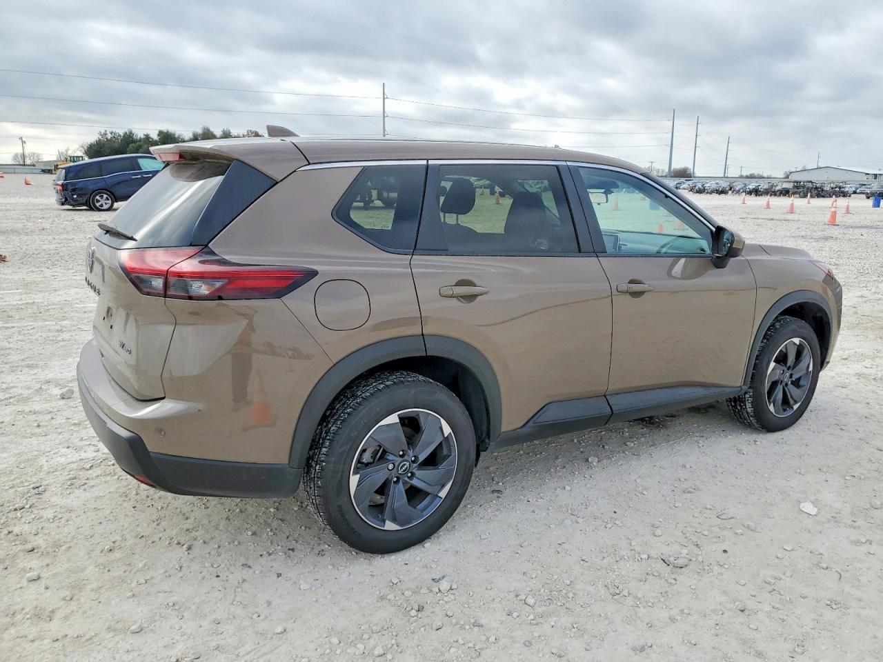 2024 Nissan Rogue Sv - Фото 3