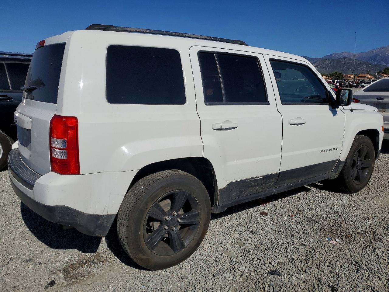 2016 Jeep Patriot Sport - Фото 3