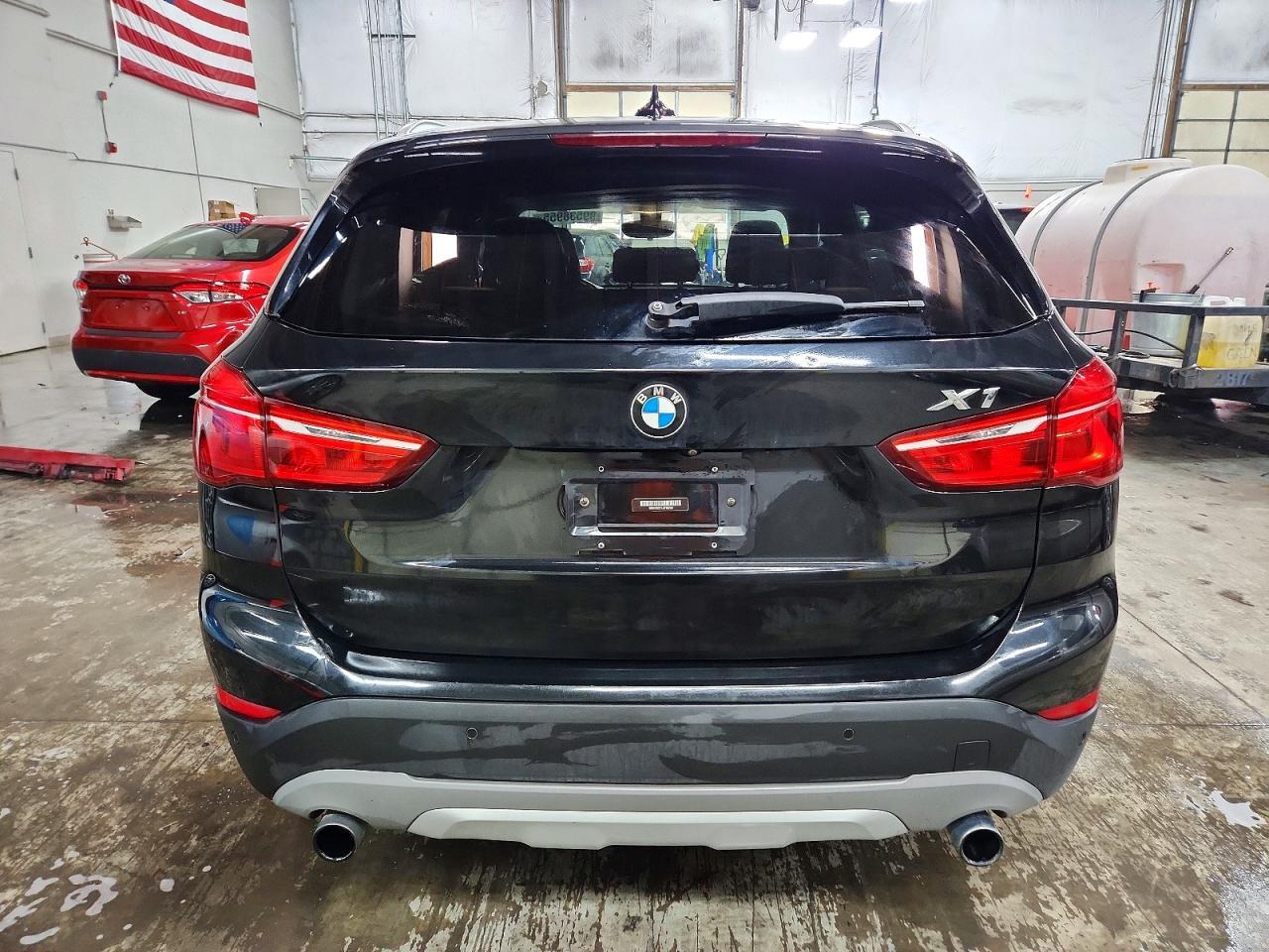 2018 BMW X1 xDrive28I - Фото 6