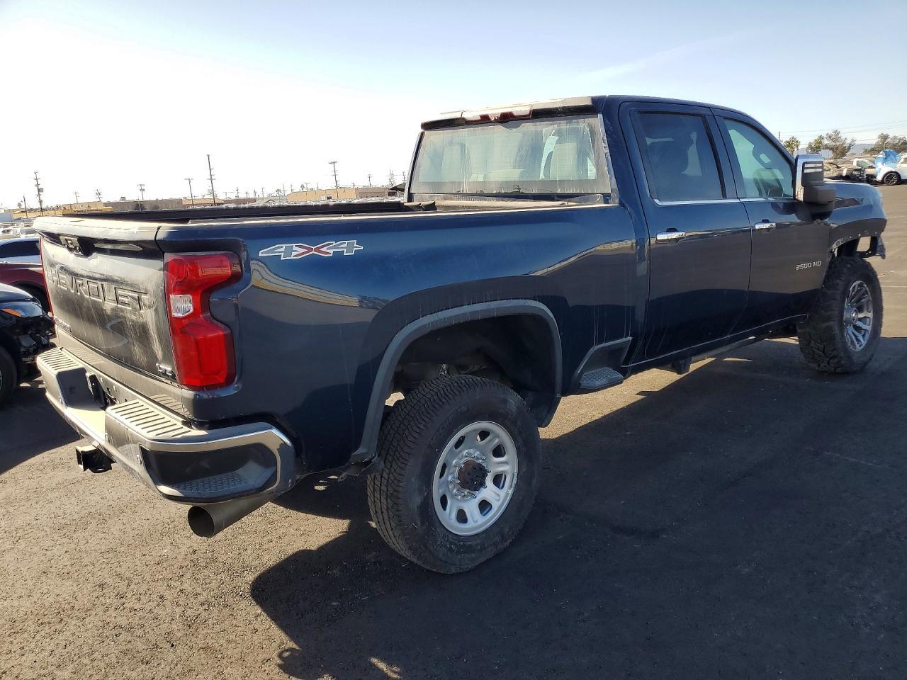 2020 Chevrolet Silverado K2500 Heavy Duty Ltz - Image 3
