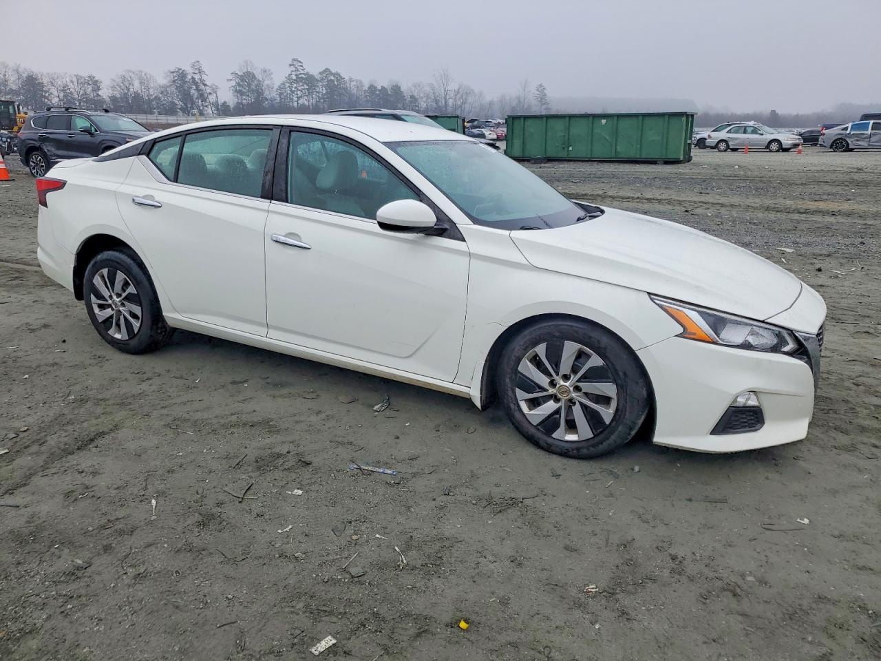 2020 Nissan Altima S - Image 4