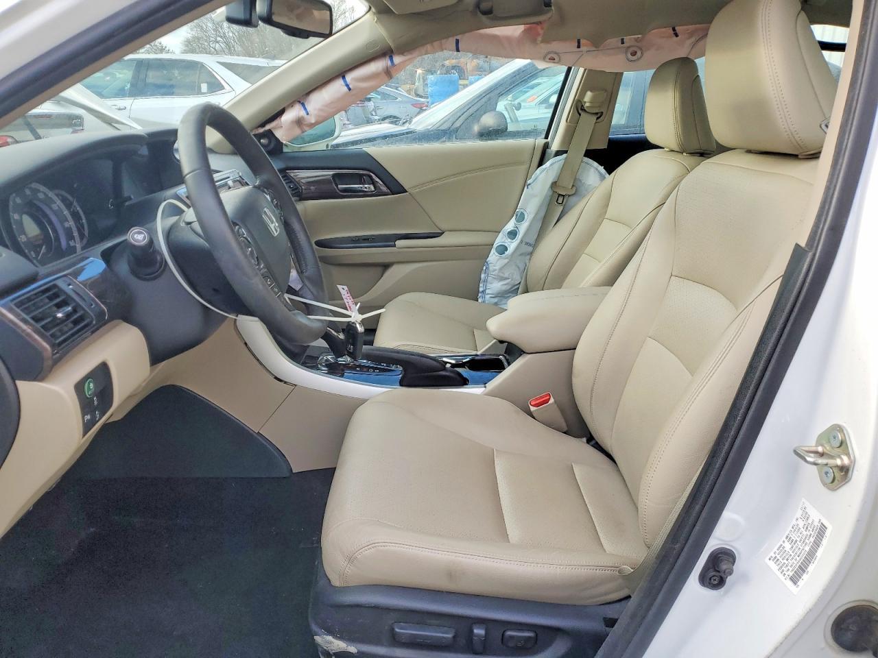 2017 Honda Accord Touring - Image 7