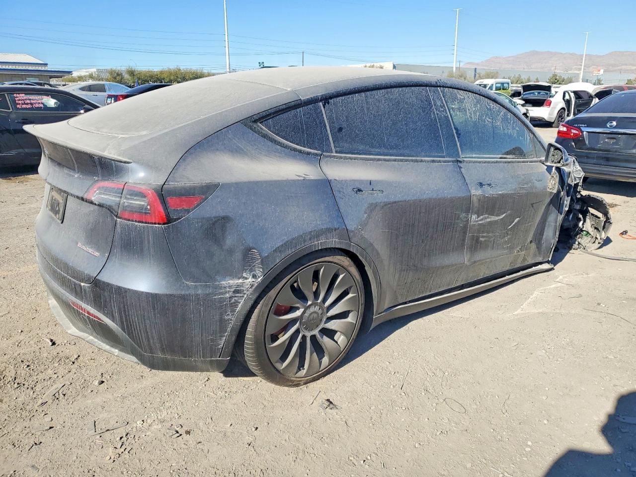 2022 Tesla Model Y - Фото 3