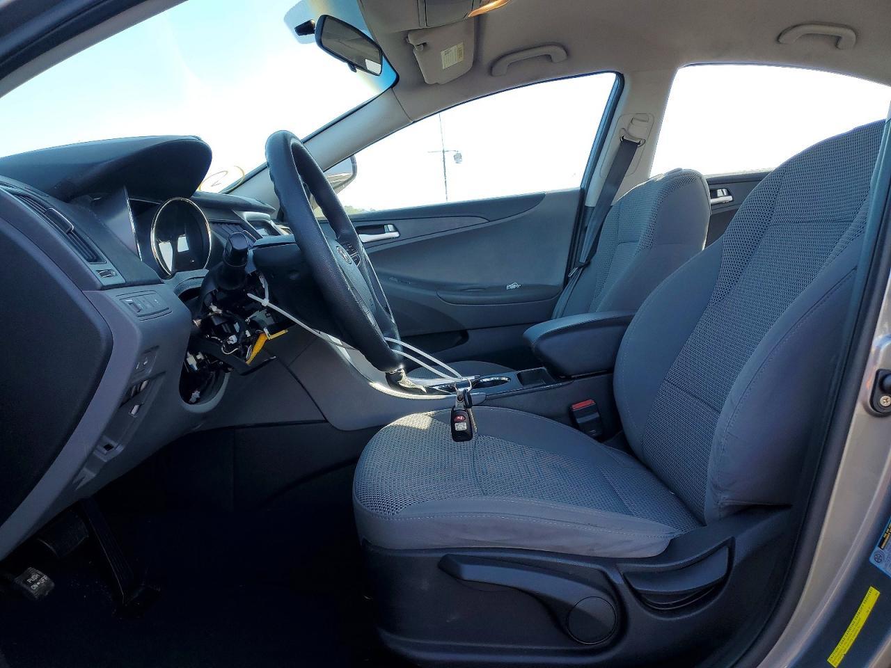 2011 Hyundai Sonata Gls - Image 7