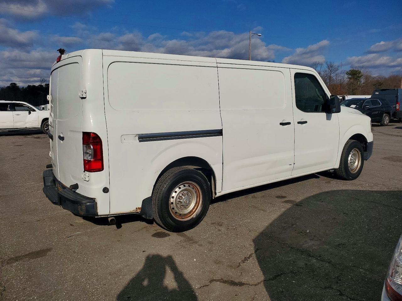 2015 Nissan Nv 1500 - Image 3
