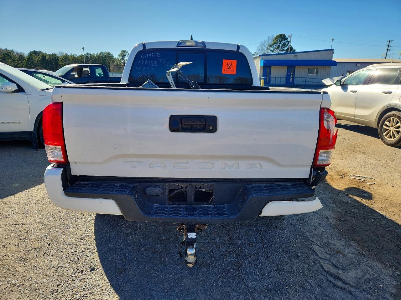 2017 Toyota Tacoma Double Cab - Фото 6