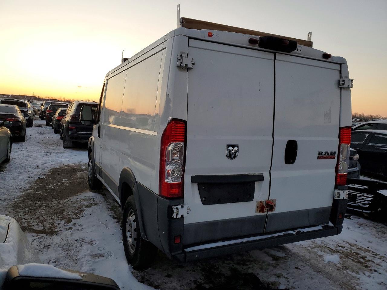 2016 Ram Promaster 1500 Utility / Service Van - Фото 2