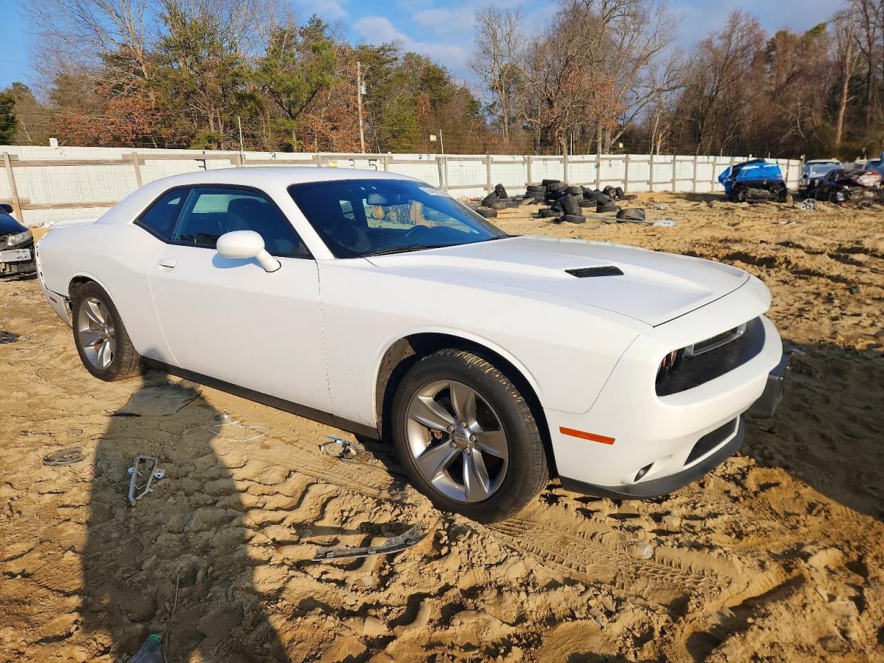2022 Dodge Challenger Sxt - Фото 4